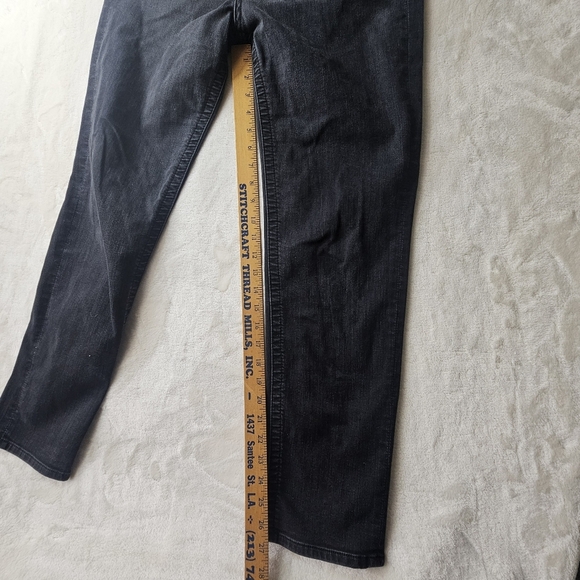 Kut from the Kloth Jeans Black Denim Women’s 10 Short Straight Leg Petite - Picture 4 of 13